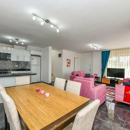 Buket - Calis Beach Holiday With Private Pool Φετιγιέ