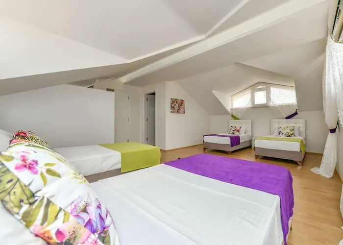 Buket - Calis Beach Holiday With Private Pool Вилла *