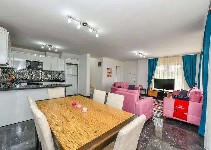 Buket - Calis Beach Holiday With Private Pool Фетхие