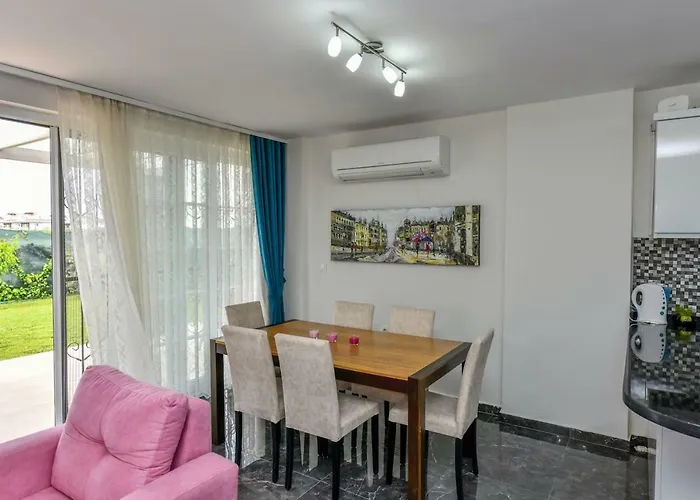 Buket - Calis Beach Holiday With Private Pool Вилла *